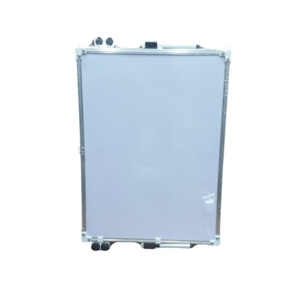 9 سبورة 30*40 drawing board