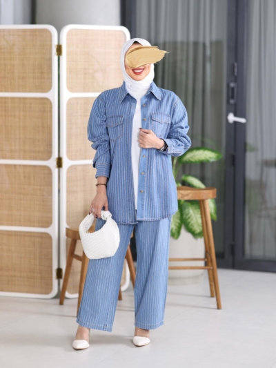 Alternative view of بنطلون نسائي جينز كريستال