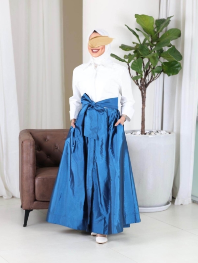 فستان نسائي