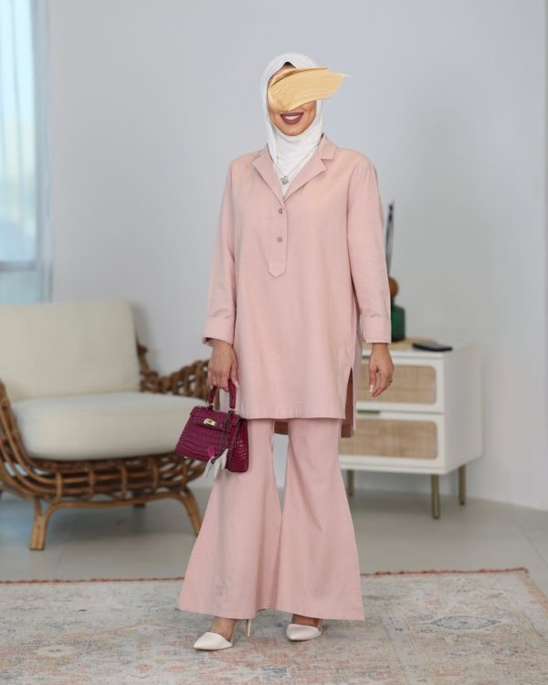 بدلة نسائي