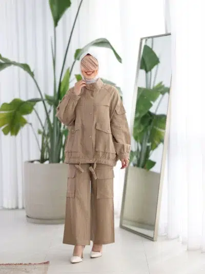 بدلة نسائي لنن