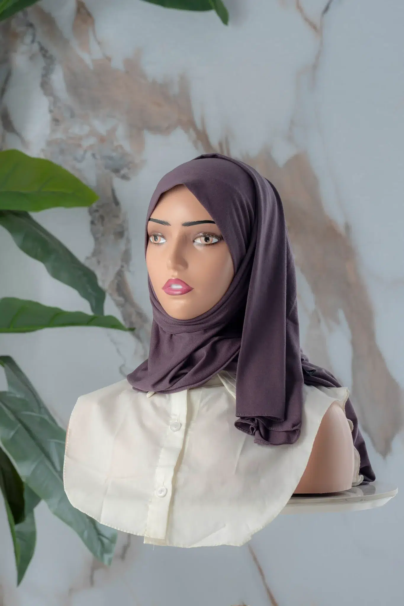 حجاب تركي مخمل كابسة حجاب تركي مخمل كابسة - الصورة 5