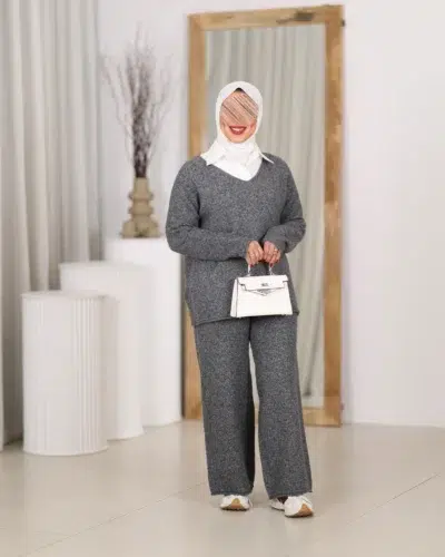 بدلة نسائي تريكو