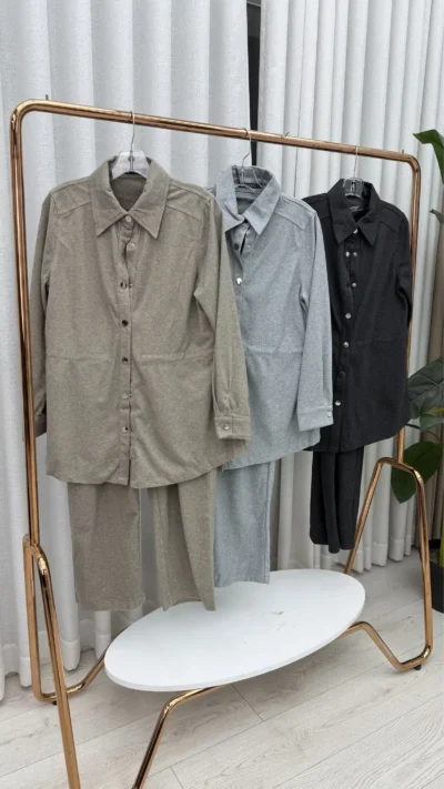 Alternative view of بدلة نسائي