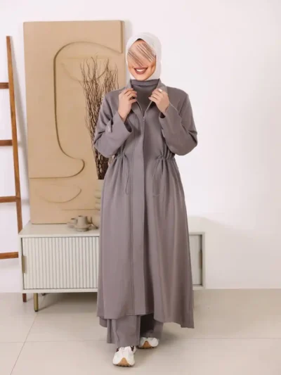 جاكيت نسائي طويل طبي