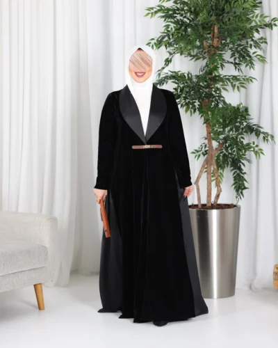 بدلة نسائي مخمل