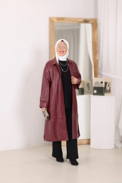 جاكيت نسائي جلد