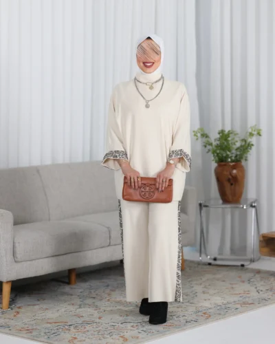 Alternative view of بدلة نسائي تريكو