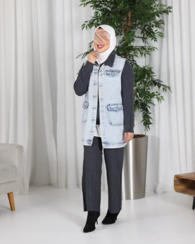 Alternative view of بدلة نسائي تريكو