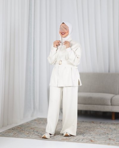 Alternative view of بدلة نسائي اوشو