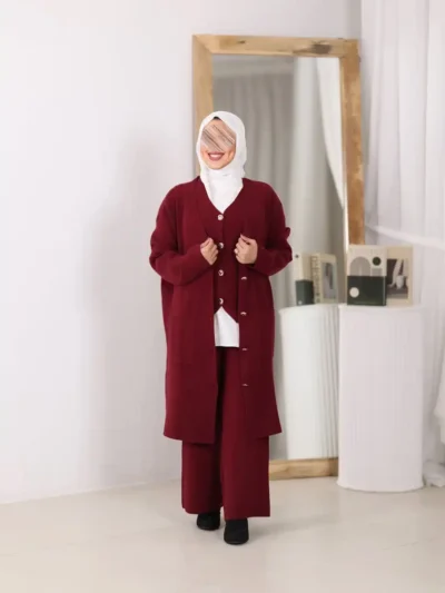 Alternative view of بدلة نسائي تريكو 3ق