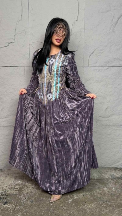 Alternative view of دراعه مخمل ربطه ع الجنب