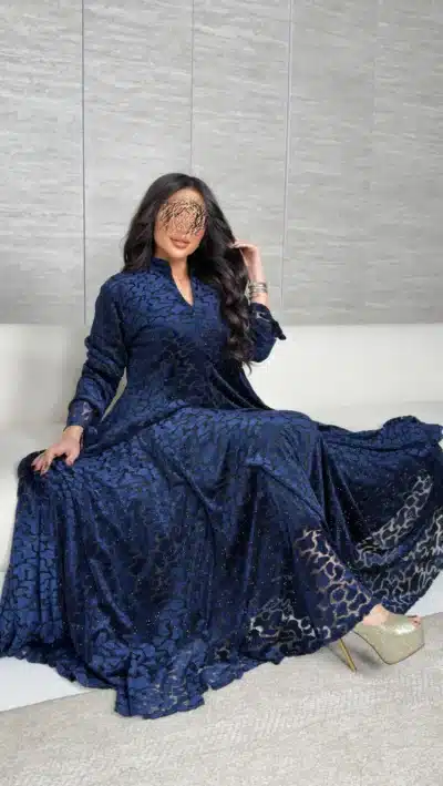 فستان نسائي