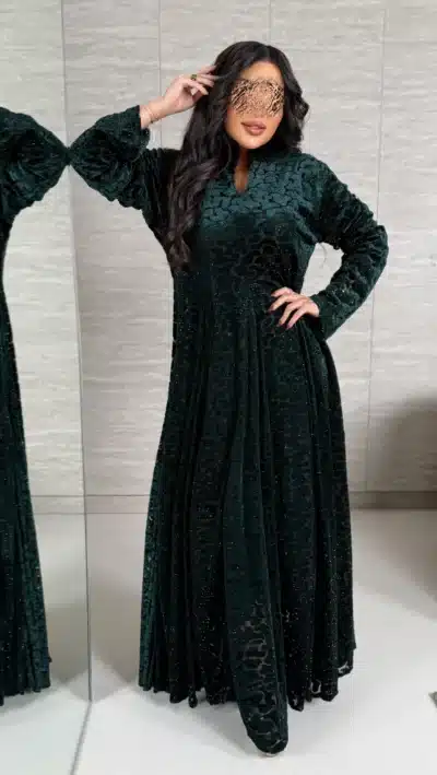 فستان نسائي