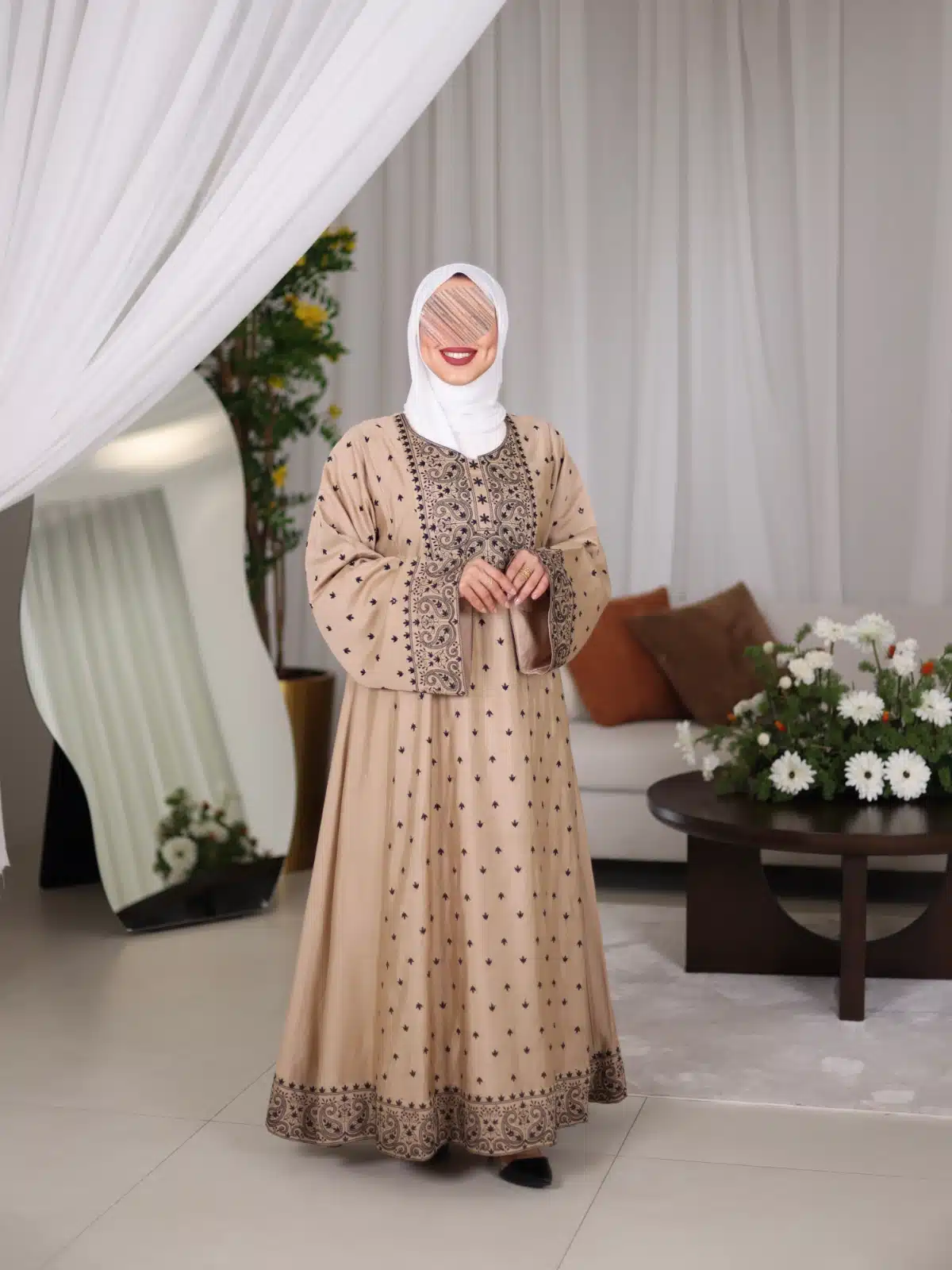 فستان نسائي مطرز فستان نسائي مطرز