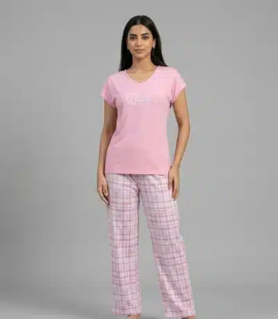 بجامة نسائي 1/2 كم