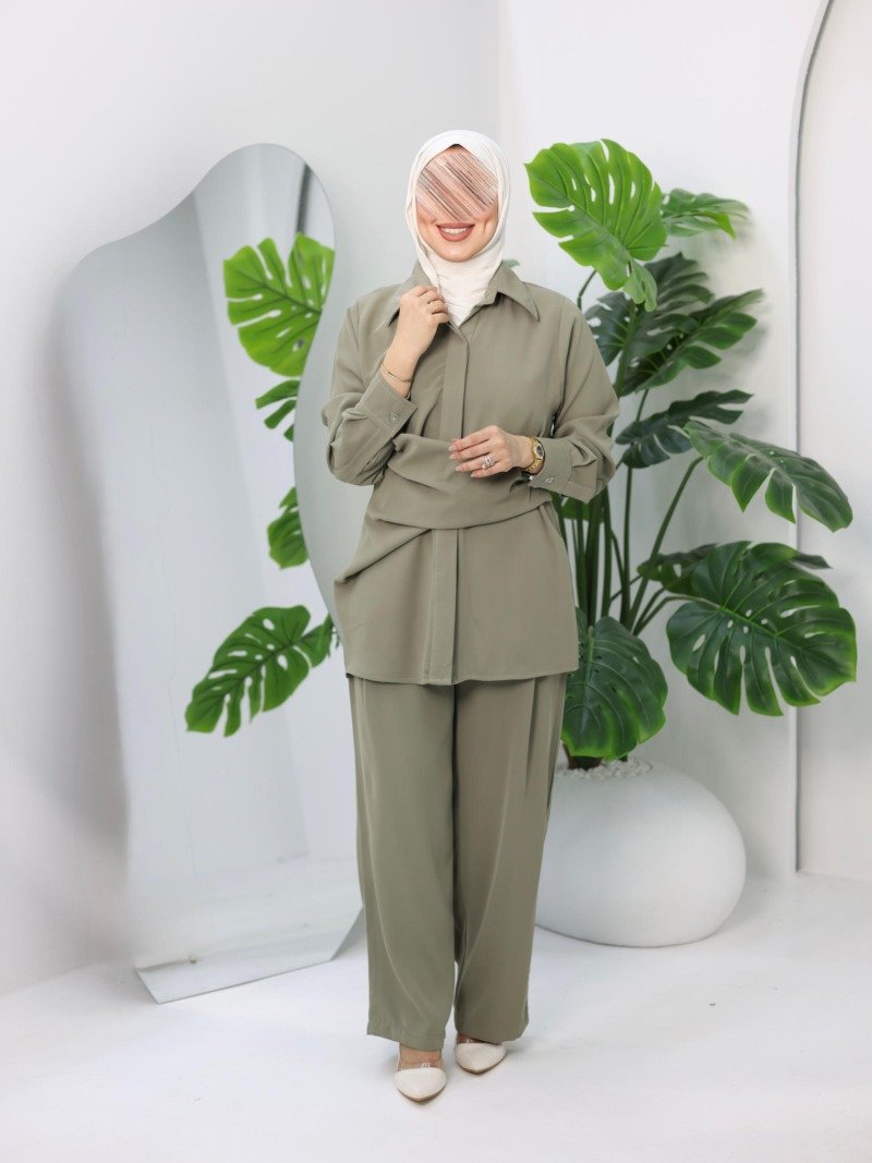 بدلة نسائي
