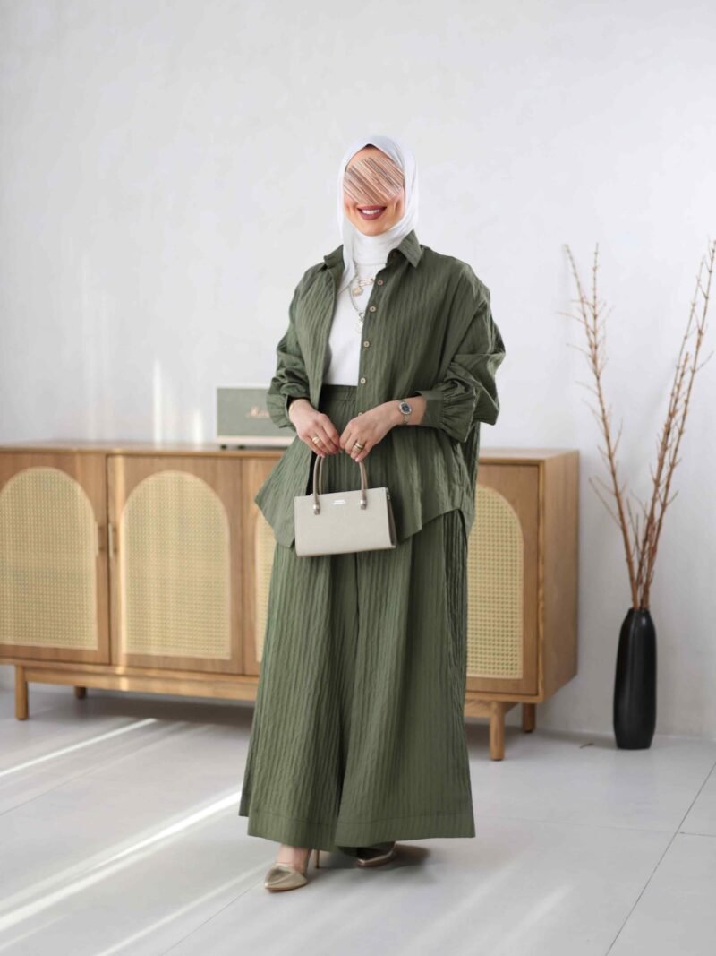 بدلة نسائي